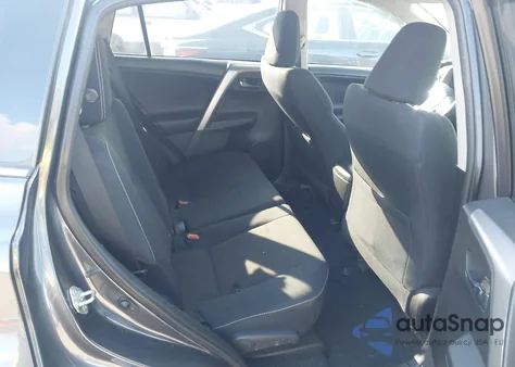 2016 Toyota Rav4 Xle z USA, uszkodzony, nr VIN 2T3RFREV2GW454044